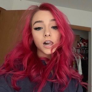 Meet your Posher, Zoe